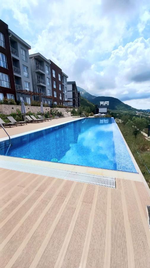 Cozy Apartments With Pool And Splendid Seaview Kavac ภายนอก รูปภาพ