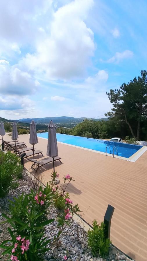 Cozy Apartments With Pool And Splendid Seaview Kavac ภายนอก รูปภาพ